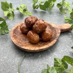 Kipgehaktballetjes in ketjapsaus